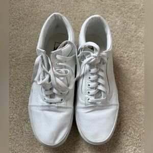 Vans mens 8, women’s 9.5 sneakers. Good used condition.
